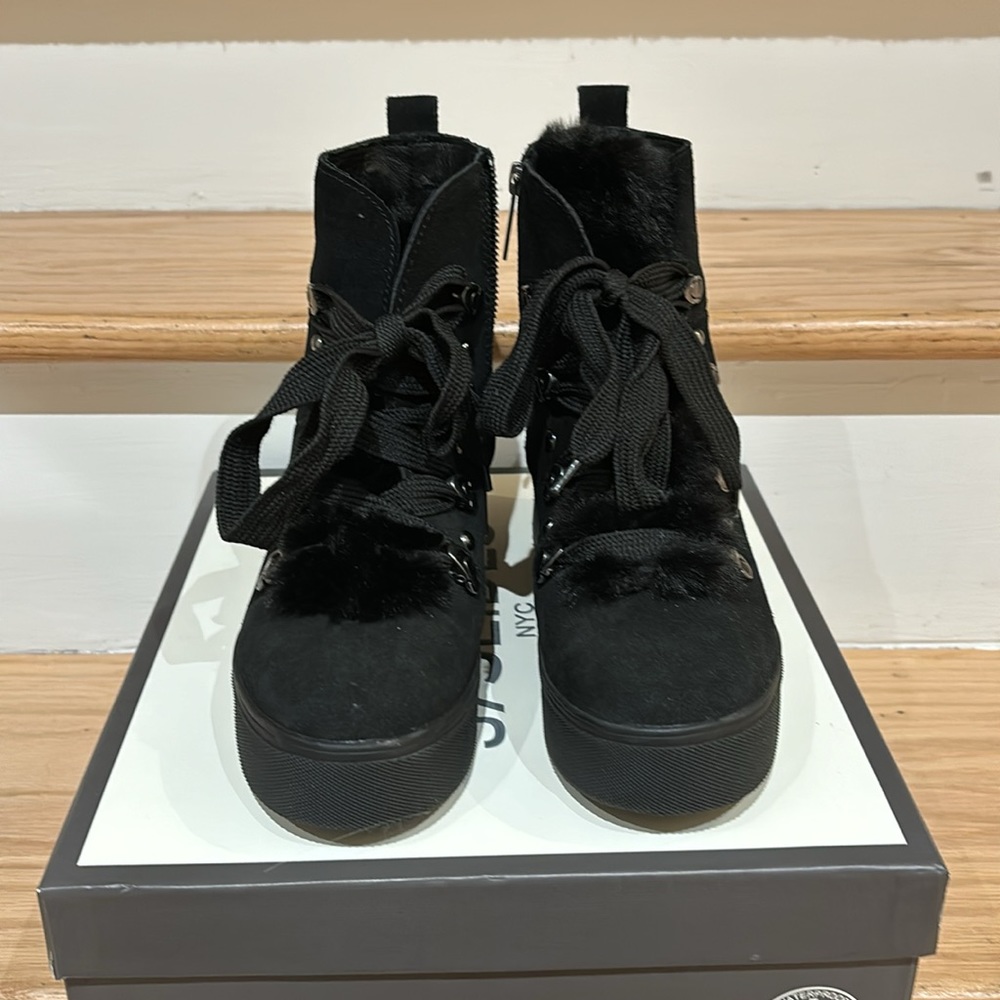 Women’s suede boots - Picture 2 of 7